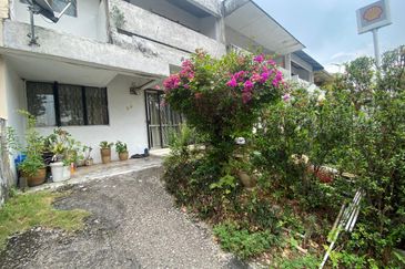 2 Storeys Terrace @ Taman Seraya Ampang 