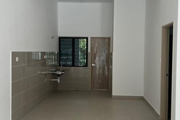 2sty superlink @ Irama Villa 2, Bandar Kinrara