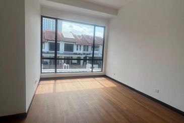 2sty superlink @ Irama Villa 2, Bandar Kinrara