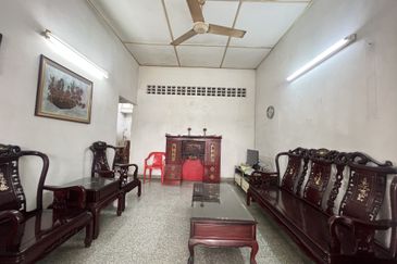 Happy Garden (Taman Gembira)