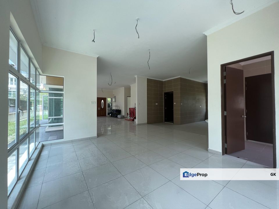 3sty bungalow @ Avenue 4 , Bandar Tun Hussein Onn, Selangor, Cheras