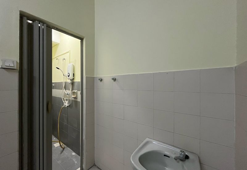 SL7, Bandar Sungai Long