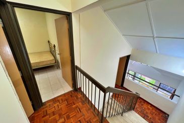 Taman Midah Townhouse