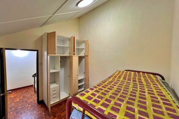 Taman Midah Townhouse