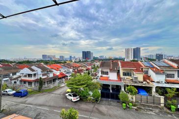 Taman Midah Townhouse