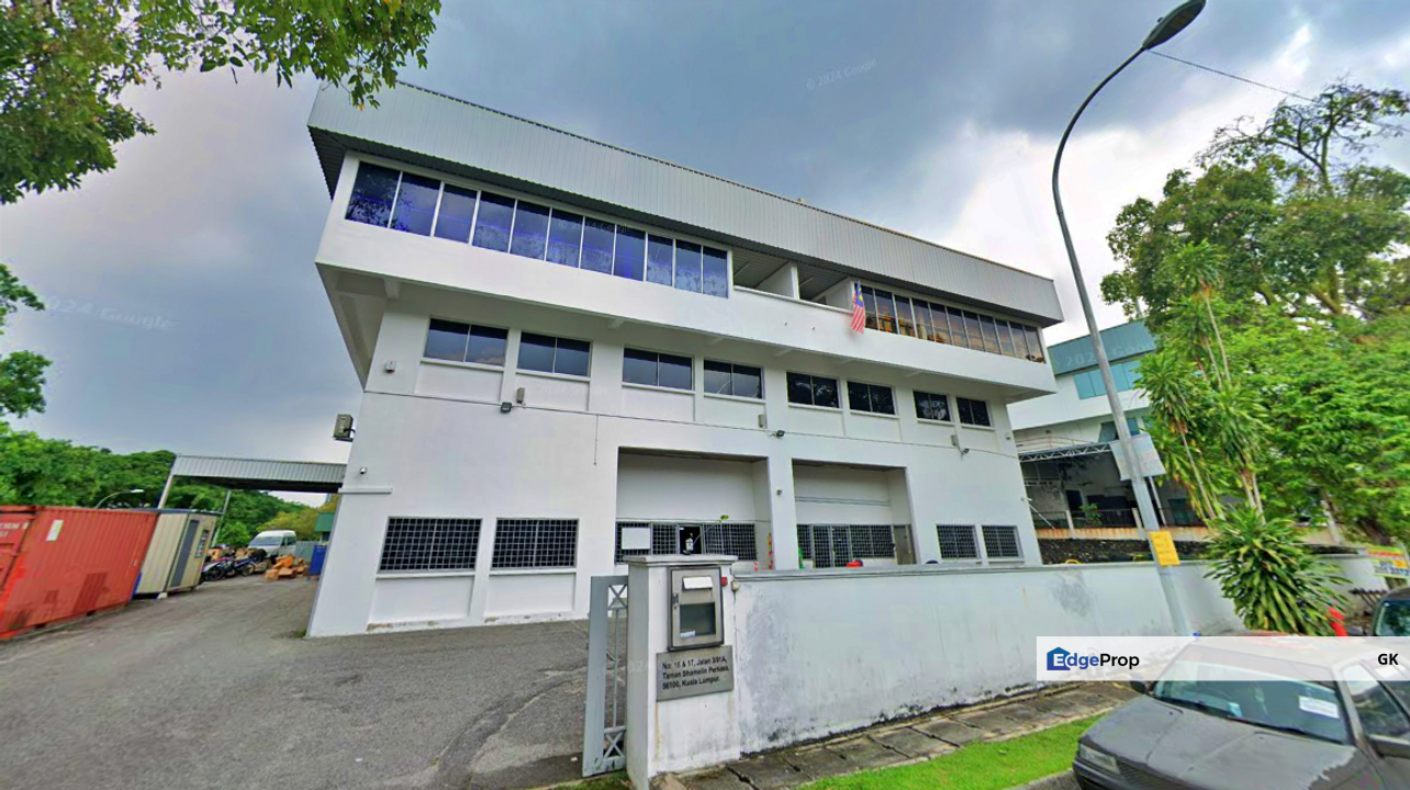 2.5 Storey Semi Detached Factory @ Shamelin , Kuala Lumpur, Cheras