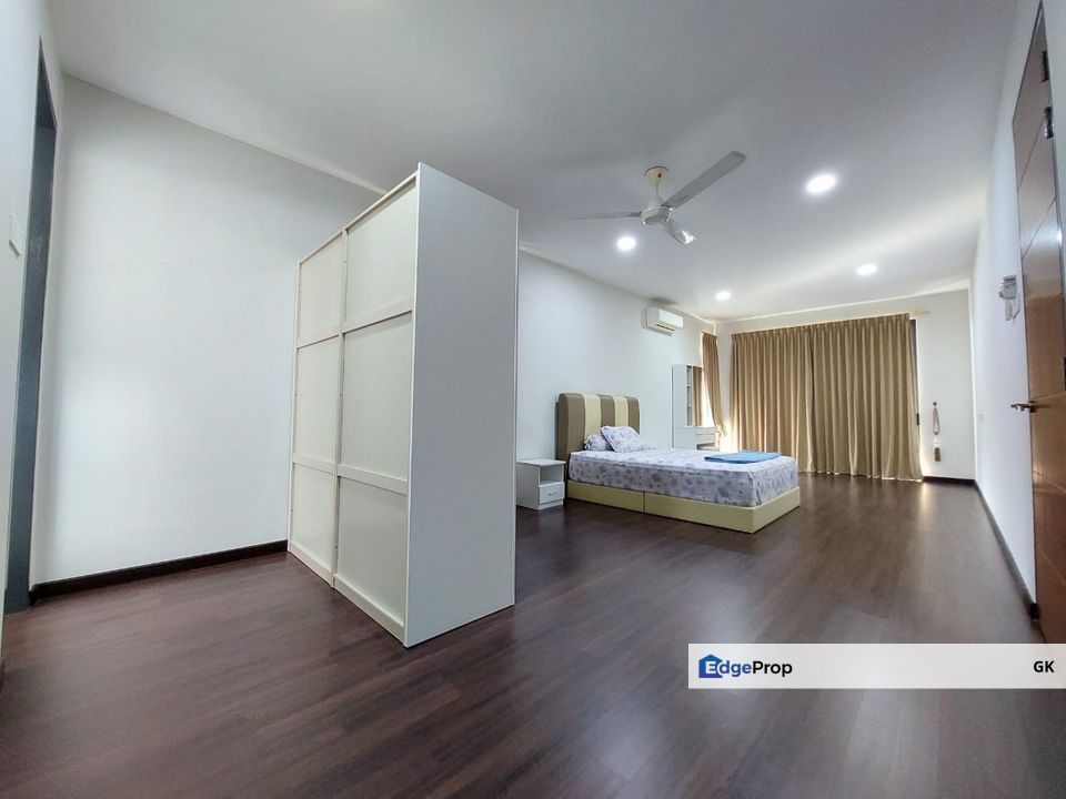 3 Storey Semi-D  Taman Saujana Suria, Selangor, Kajang