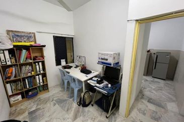 SL 6, Bandar Sungai Long