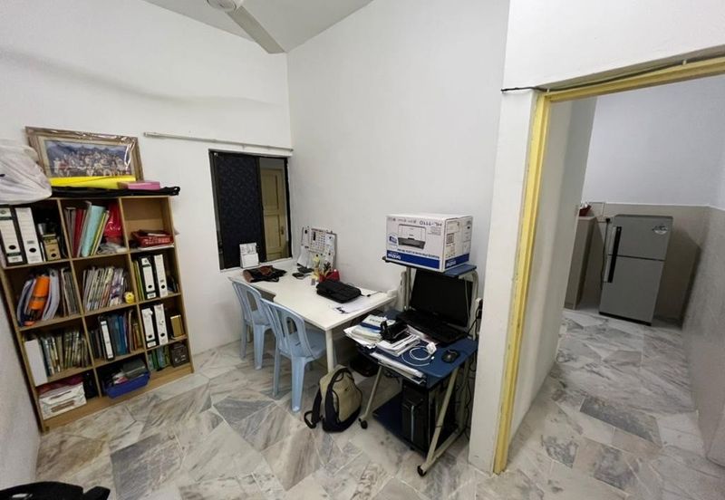 SL 6, Bandar Sungai Long