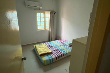 SL 6, Bandar Sungai Long