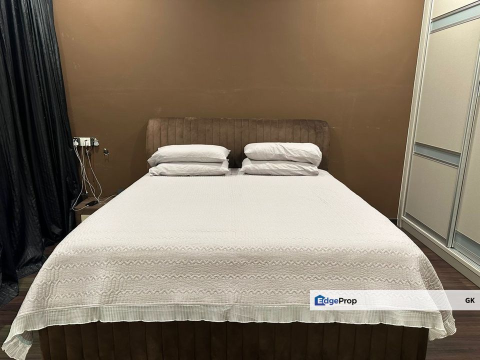 3 Storey Terrace  Taman Saujana Suria, Selangor, Kajang