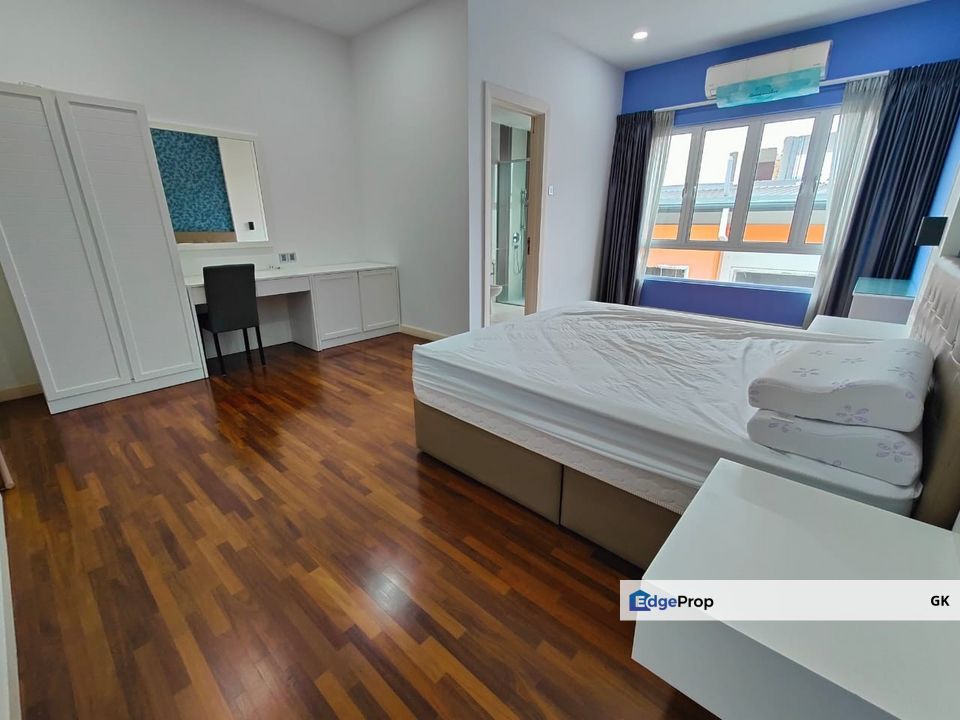 3 Storey Bungalow @ Sungai Long, Selangor, Bandar Sungai Long