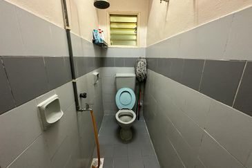 SL 6, Bandar Sungai Long