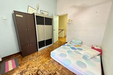 SL 6, Bandar Sungai Long