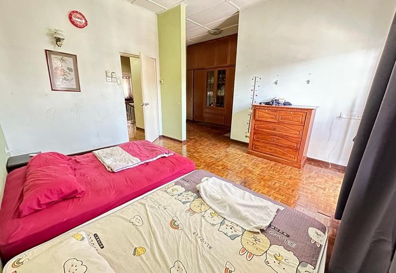 SL 6, Bandar Sungai Long