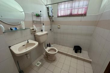 SL 6, Bandar Sungai Long