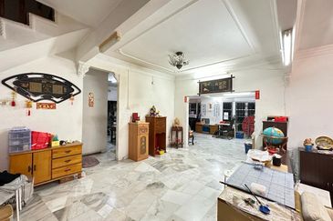 SL7, Bandar Sungai Long