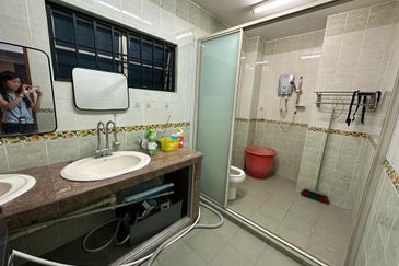 SL7, Bandar Sungai Long