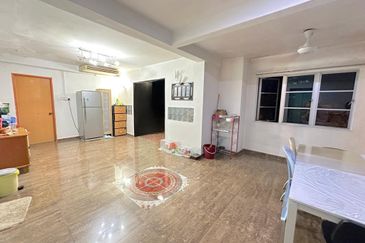 SL7, Bandar Sungai Long