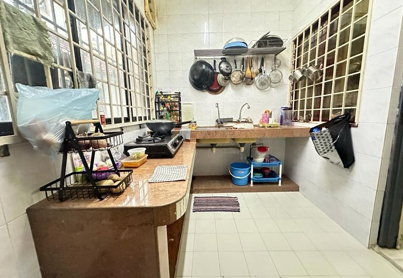 SL7, Bandar Sungai Long