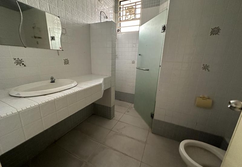 SL 13, Bandar Sungai Long