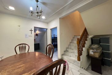 SL 2, Bandar Sungai Long