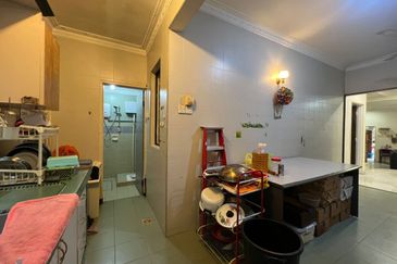 SL 2, Bandar Sungai Long