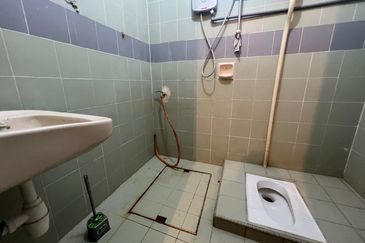 SL 2, Bandar Sungai Long