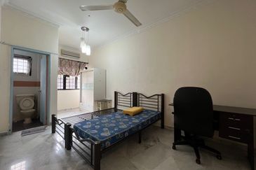 SL 2, Bandar Sungai Long