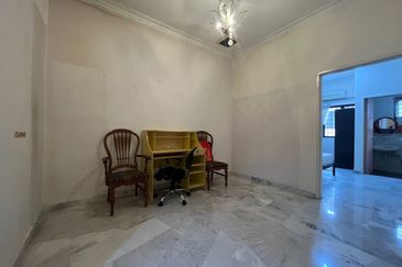 SL 2, Bandar Sungai Long