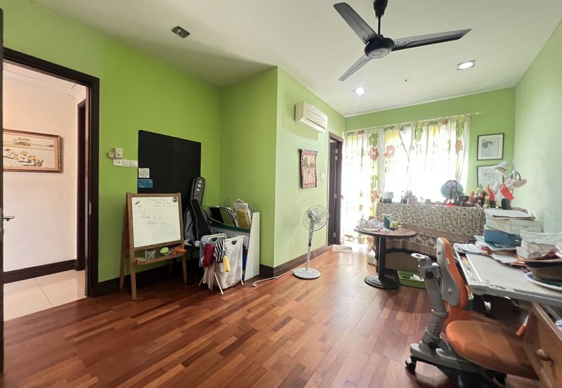 Desa ParkCity (LeVenue)