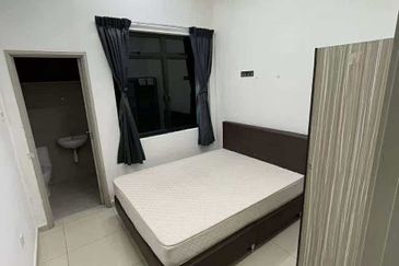 Double Storey House, Jln Perjiranan 9/2,Taman Bandar Dato Onn 