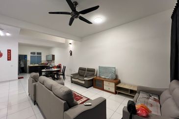 Double Storey House  Bukit Indah, Jln Indah ,For Rent