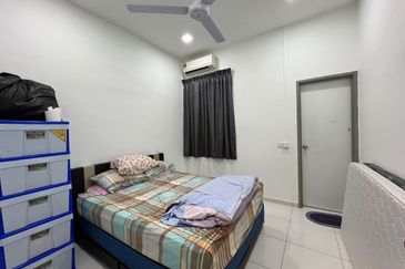 Double Storey House  Bukit Indah, Jln Indah ,For Rent