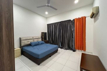 Double Storey House  Bukit Indah, Jln Indah ,For Rent