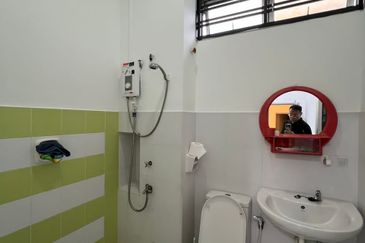 Double Storey House  Bukit Indah, Jln Indah ,For Rent