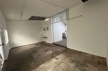 Double Storey Factory For Rent, Tampoi Jaya, Taman Perindustrian, 81200 Johor Bahru 