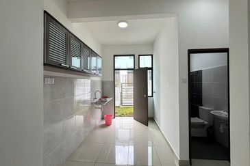 Tmn Sri Penawar, Jln Lavender, Double Storey House For Sale ,Desaru ,Kota Tinggi 