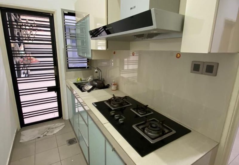 Tmn Setia Indah, Double Storey Cluster House For Rent,Johor Bahru 