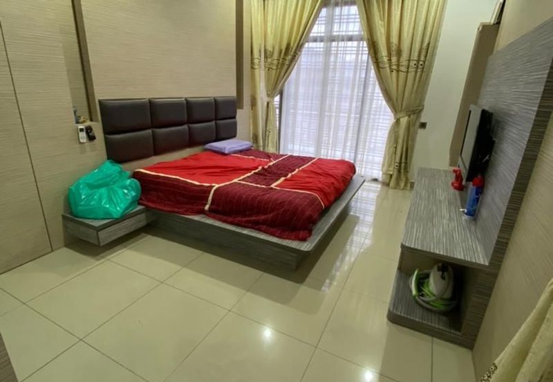 Tmn Setia Indah, Double Storey Cluster House For Rent,Johor Bahru 