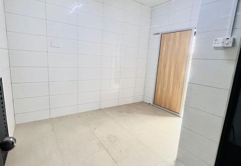 Double Storey House For Rent, Jln Anggerik, Taman Johor Jaya