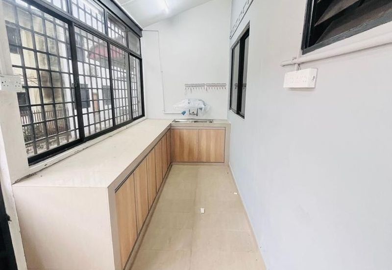 Double Storey House For Rent, Jln Anggerik, Taman Johor Jaya