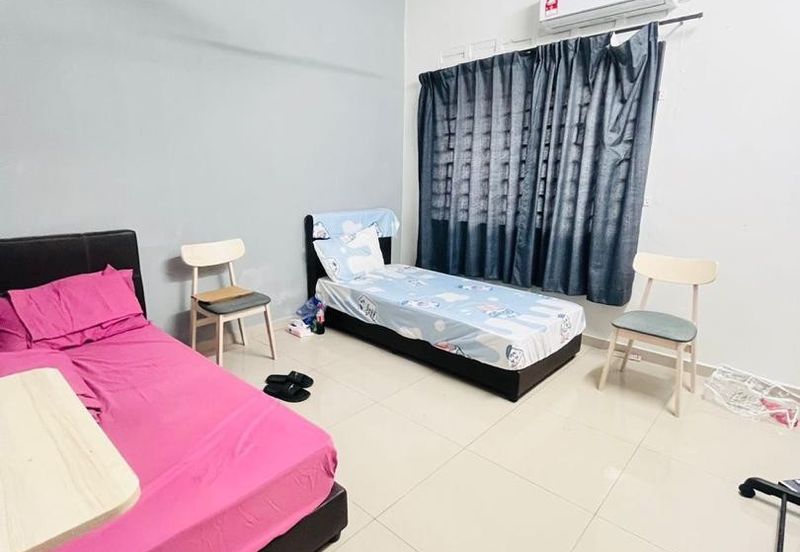 Double Storey House For Rent, Jln Anggerik, Taman Johor Jaya