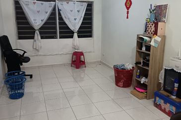 Tmn Setia Indah , Jln Indah 4, Low Cost Flat For Sale