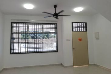 Pulai Mutiara, Kangkar Pulai,Double Storey House For Sale 
