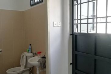 Pulai Mutiara, Kangkar Pulai,Double Storey House For Sale 