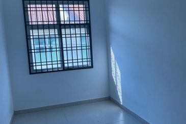 Pulai Mutiara, Kangkar Pulai,Double Storey House For Sale 