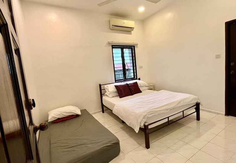 Tmn Century Garden, Jln Wijaya, Taman Abad, Single Storey Semi-D House For Rent 