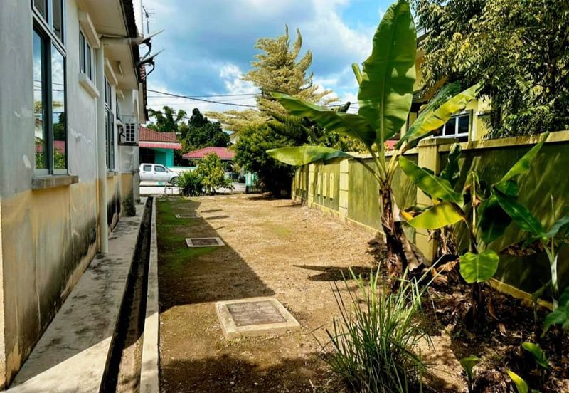 Taman Jalai Jaya, Kepala Batas, Kedah - Rumah SemiD - For Sale - Tanah Tepi Luas