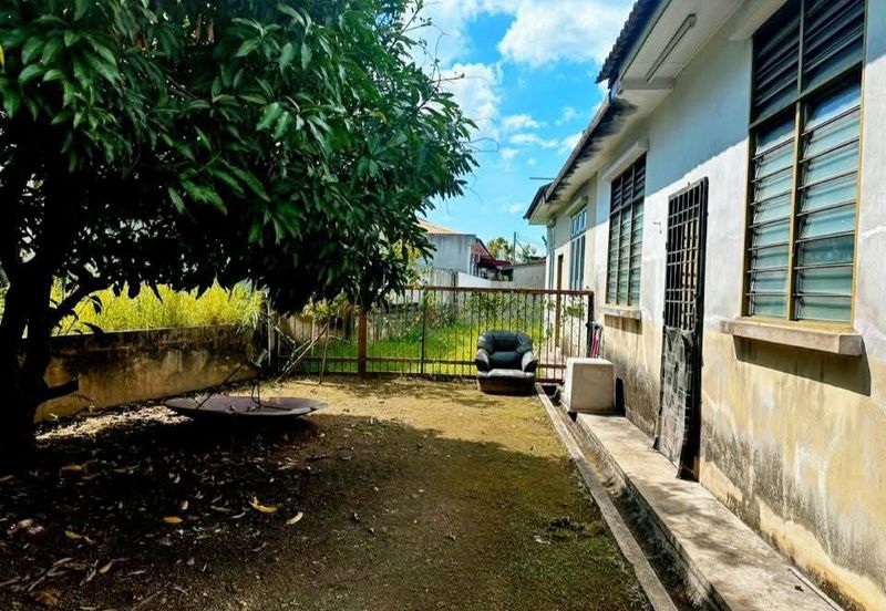 Taman Jalai Jaya, Kepala Batas, Kedah - Rumah SemiD - For Sale - Tanah Tepi Luas